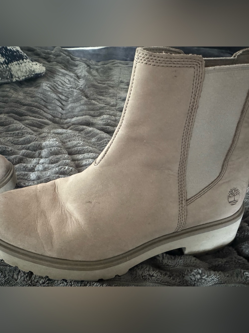 Timberland Women's Suede Chelsea Boot in Taupe